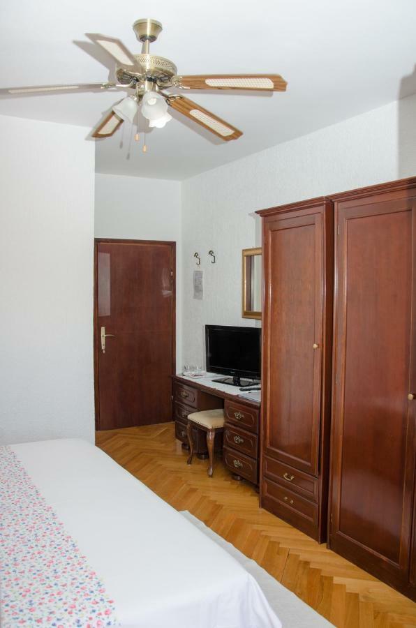 Guesthouse Ruža Senj  Eksteriør billede